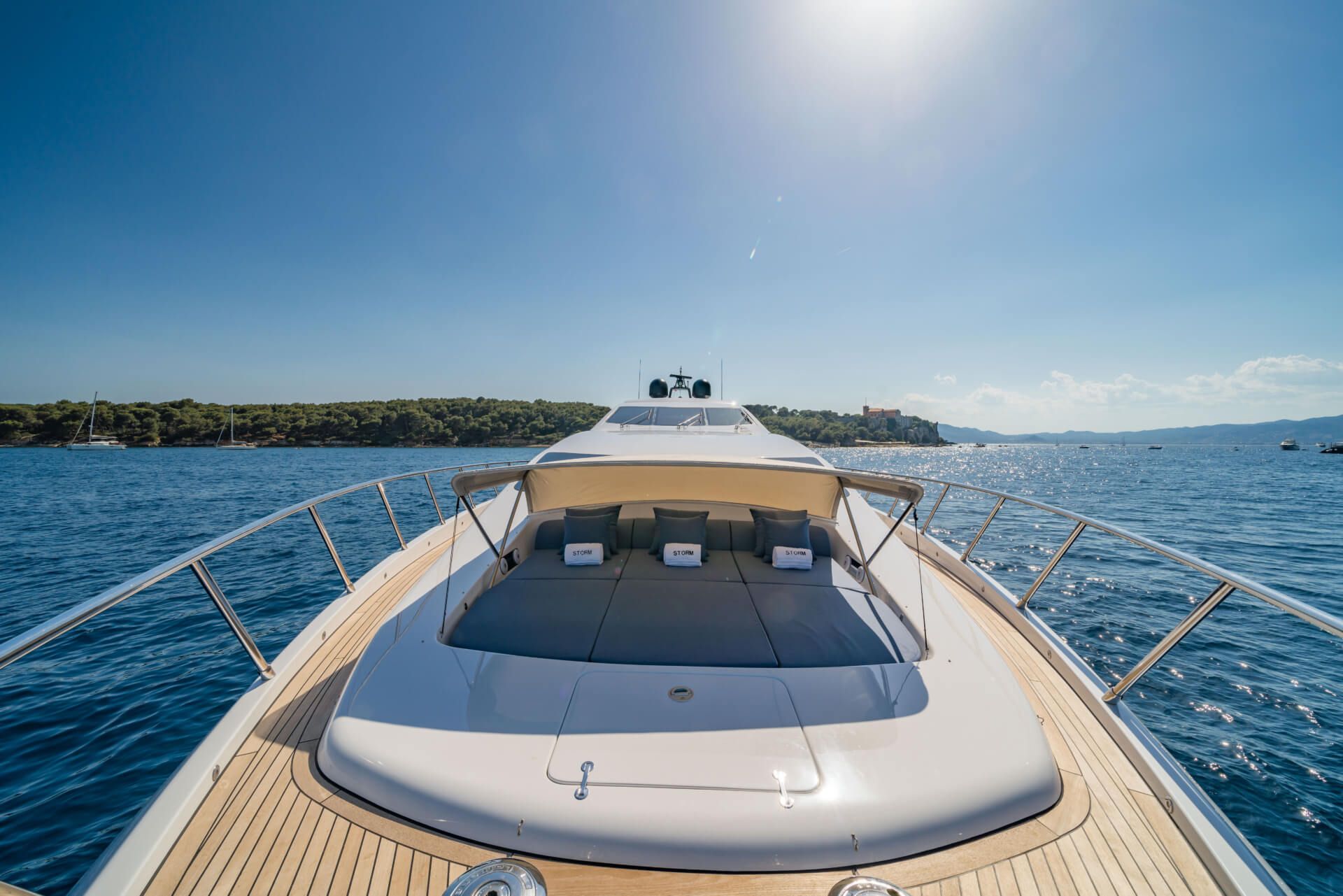 riviera yachting